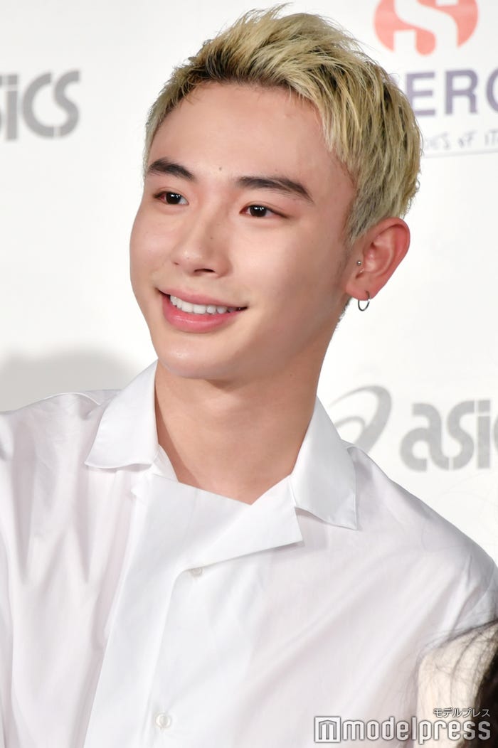 よしあき(C)モデルプレス