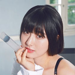 現役女子大生・大間乃トーコ、迫力の豊満バスト SEXY保健室の先生になりきり