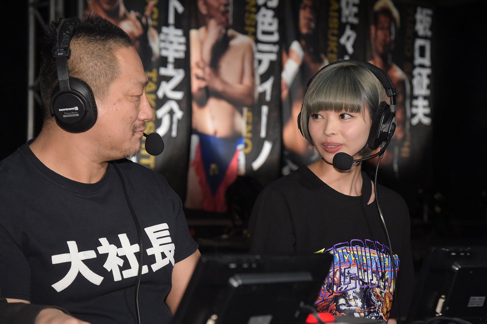 （右）最上もが （C）Abema TV