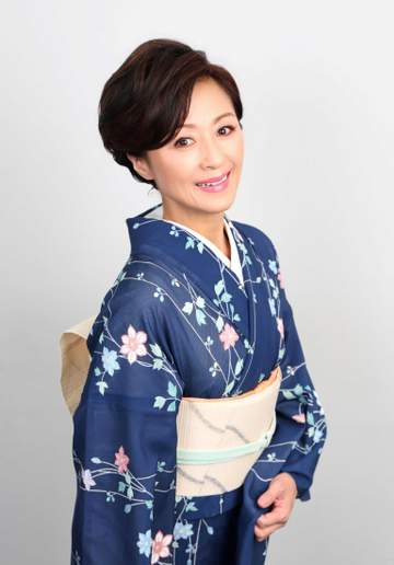 長山洋子 16歳デビューはアイドル、「ヴィーナス」大ヒットも25歳で演歌の道へ 19年には乳がんも 58歳の今「ノリノリですよ！」