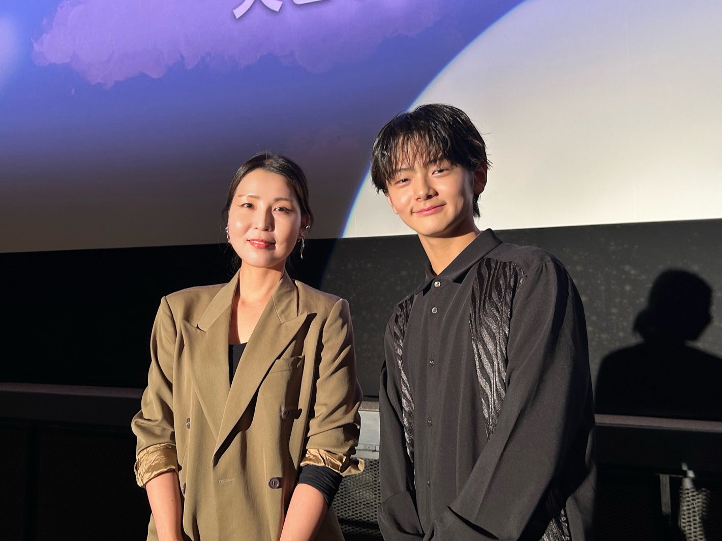 世武裕子、齋藤潤（C）2024『カラオケ行こ！』製作委員会