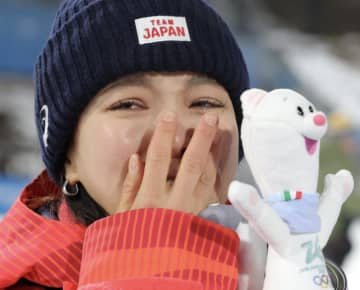 ジャンプ混合団体 葛西紀明は「高梨選手が一番いい仕事をした」強力ライバルひしめく3人目「ここでポイントを離されずに」涙の銅メダル獲得