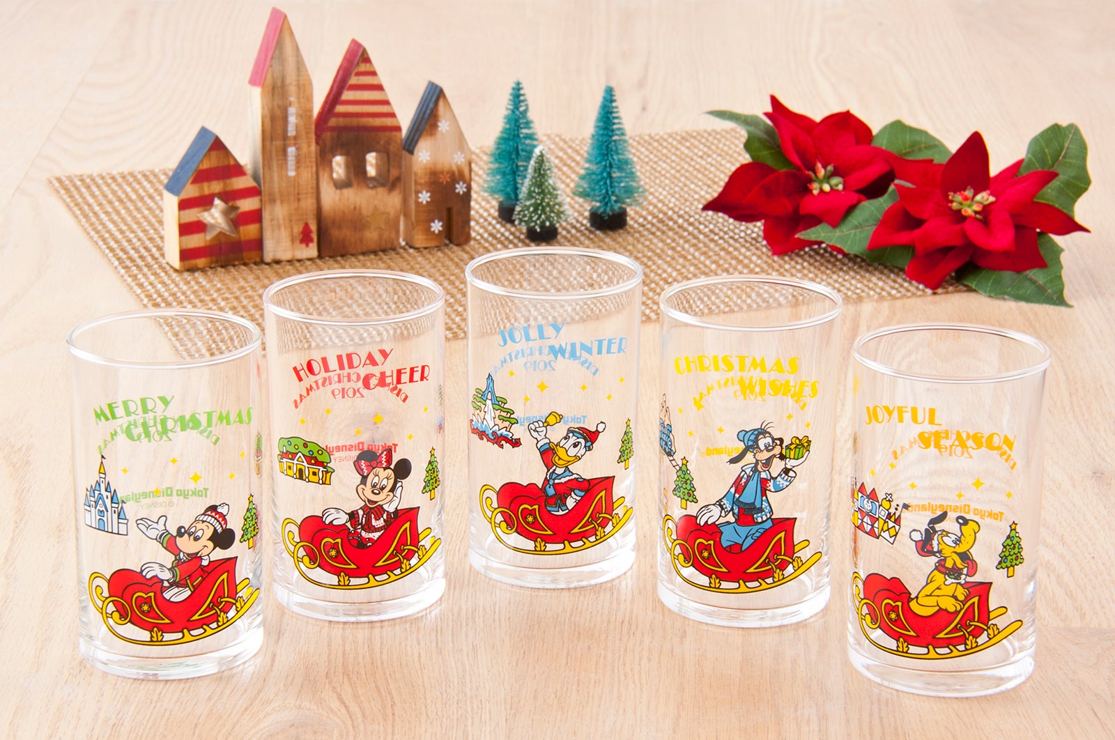 グラスセット2,200円 （C）Disney