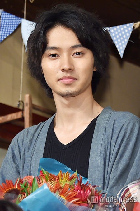 山崎賢人