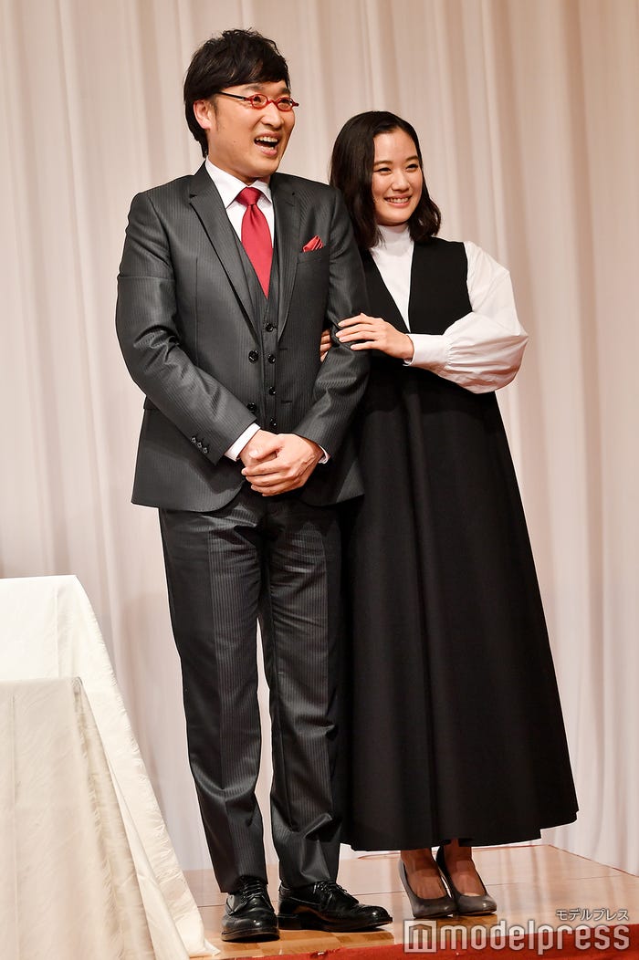 山里亮太・蒼井優 (C)モデルプレス