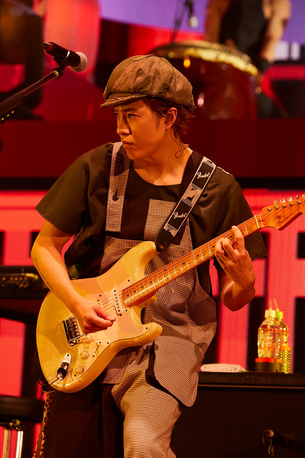 真田佑馬／写真：Masanori Naruse、Yoko Yamashita