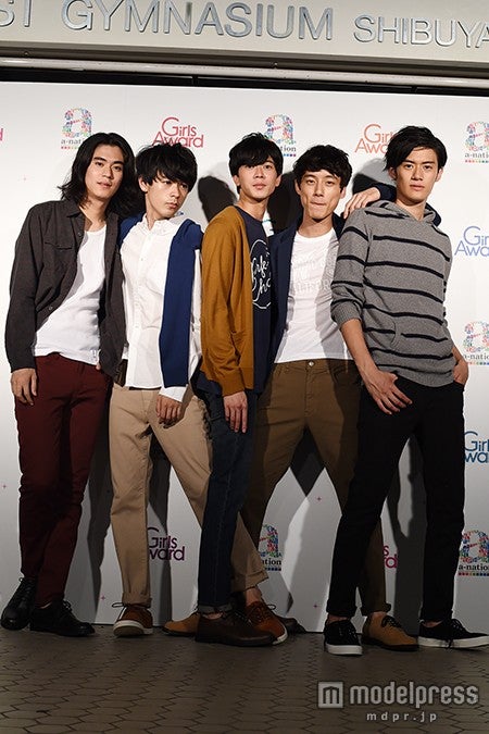 （左より）山下涼平、成田凌、高橋義明、坂口健太郎、山口智也