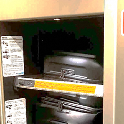 デッキ部の荷物置場/提供画像
