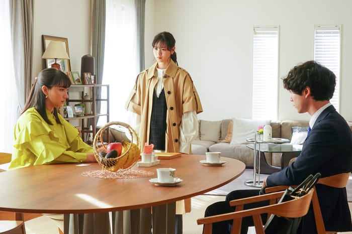 香椎由宇、西野七瀬、坂口健太郎/「Dr.チョコレート」第4話より(C)日本テレビ