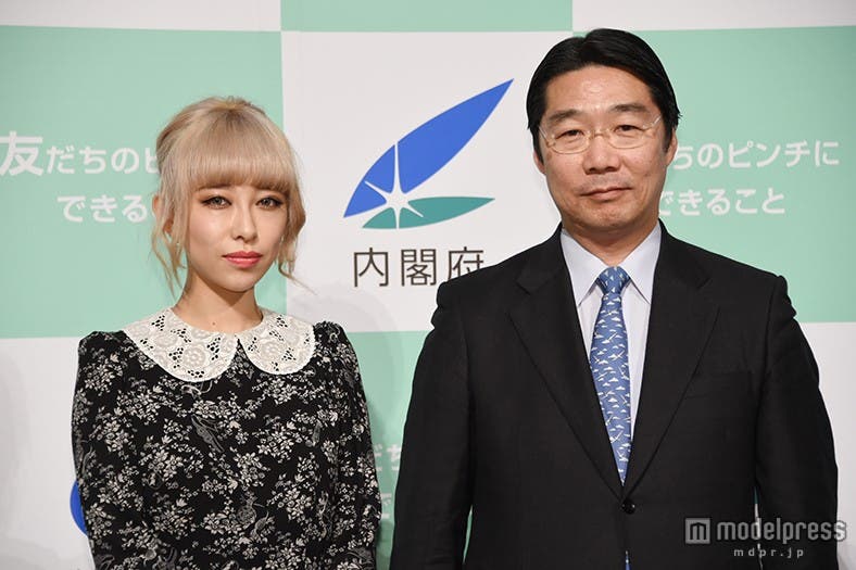 加藤ミリヤ、前川喜平文部科学審議官