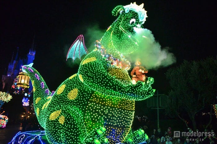 「東京ディズニーランド・エレクトリカルパレード・ドリームライツ」/リニューアルした「ピートとドラゴン」