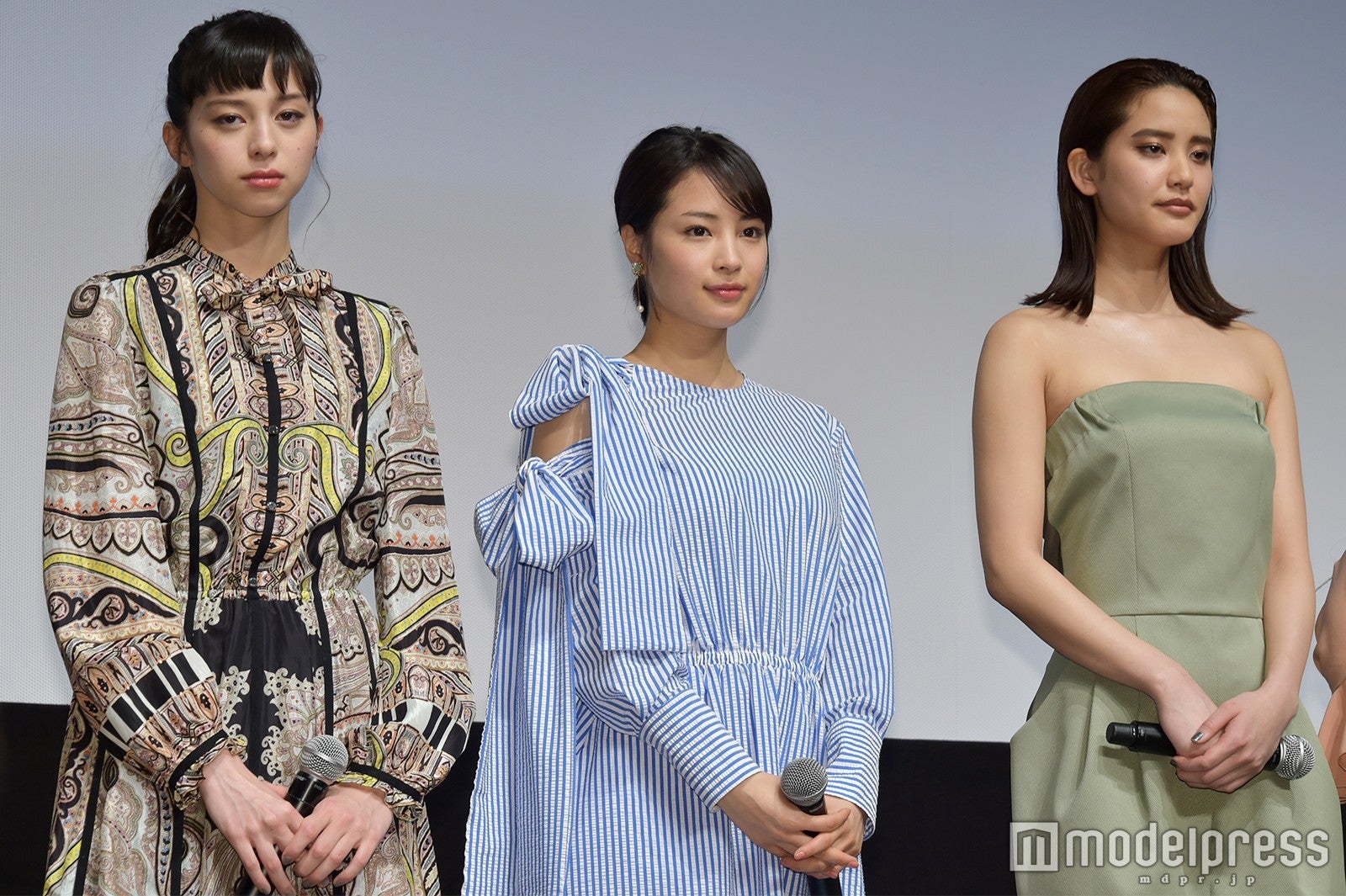 中条あやみ、広瀬すず、山崎紘菜 （C）モデルプレス