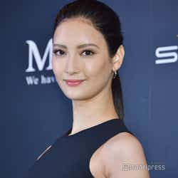 モデルプレス - 菜々緒「まばたき我慢」4.4分の大記録に涙 女優魂に絶賛の声「菜々緒コール」巻き起こる