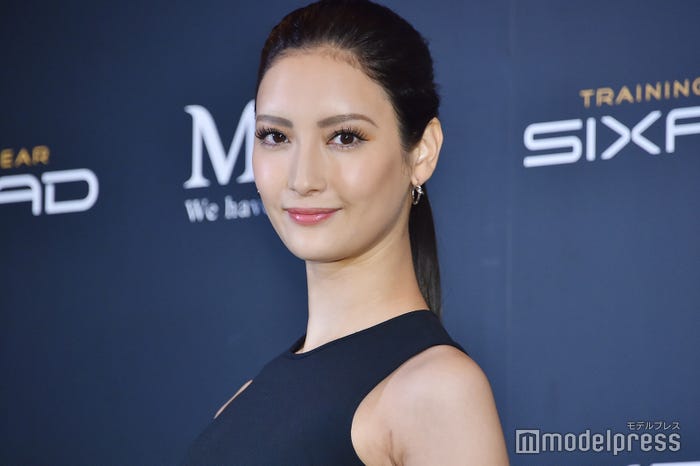 菜々緒(C)モデルプレス