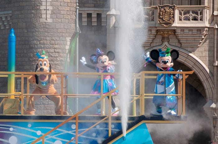 燦水!サマービート(C)Disney