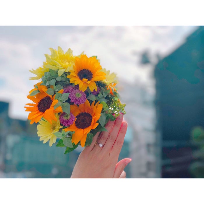 モデル星野加奈 結婚 8年交際のお相手と密着2ショットで報告 モデルプレス モデル星野加奈 結婚 8年交際のお相手と密着2ショットで報告 モデルプレス