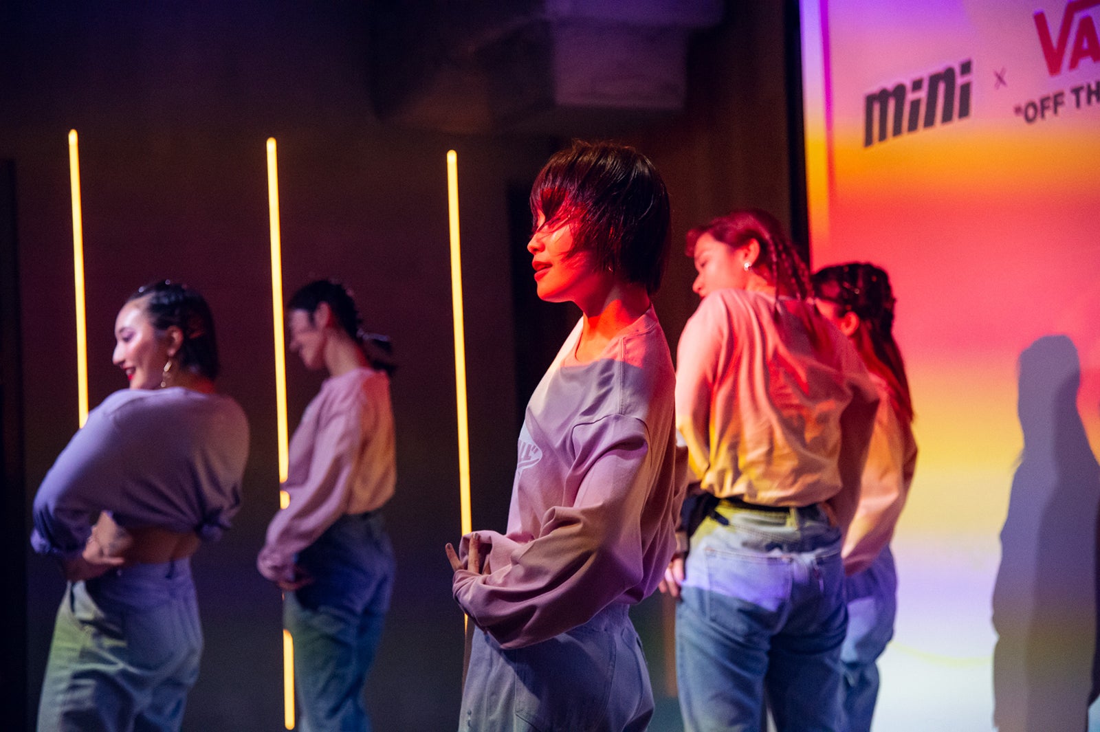 高橋愛／「mini 大忘年会2019」（画像提供：宝島社）