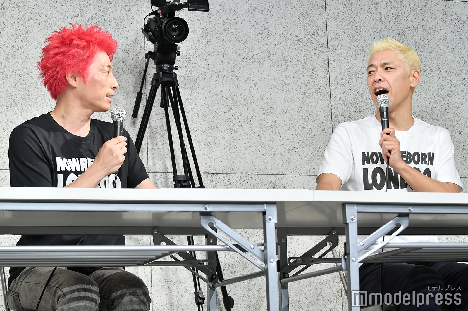 会見を行った田村淳、田村亮 （C）モデルプレス