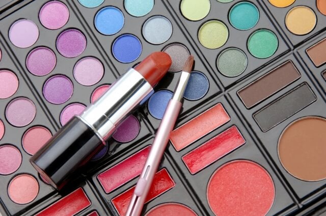 まだまだ使えるコスメはこれ！
