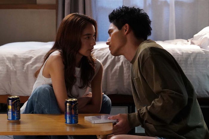 仁村紗和、水上恒司「真夏のシンデレラ」第3話より(C)フジテレビ