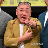 「逃亡者たち!〜軍団山本スペシャルコントライブ〜」開催発表会見に出席した山本圭壱(C)モデルプレス