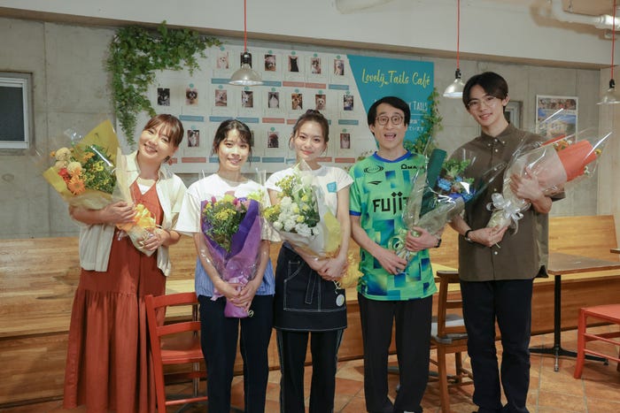 野呂佳代、円井わん、永瀬莉子、なだぎ武、NOA「初恋DOGs」(C)TBS