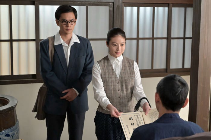 北村匠海、今田美桜「あんぱん」第73話(C)NHK