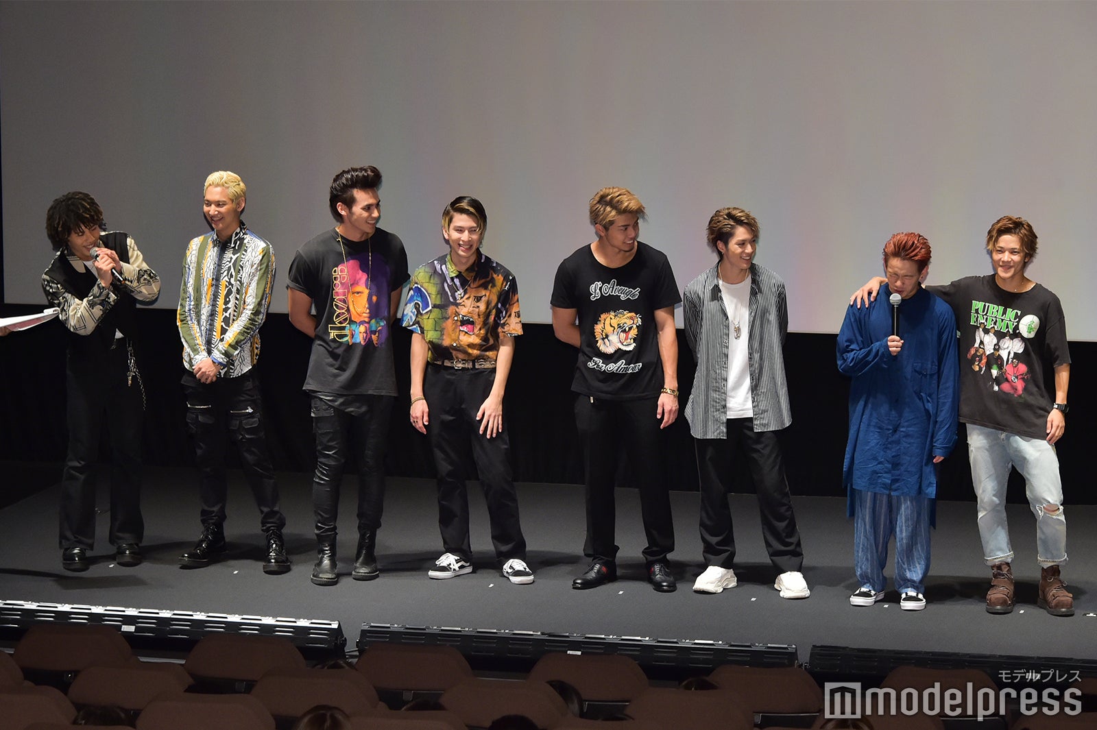 （左から）後藤拓磨、鈴木昂秀、龍、長谷川慎、武知海青、藤原樹、浦川翔平、岩谷翔吾 （C）モデルプレス