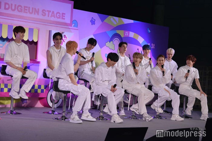 (前列)木村柾哉、藤牧京介、高塚大夢、松田迅、尾崎匠海(後列)田島将吾、池崎理人、後藤威尊、西洸人、許豊凡、佐野雄大 (C)モデルプレス