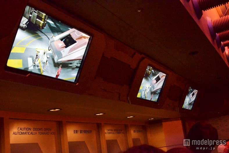 スター・ツアーズ搭乗口 