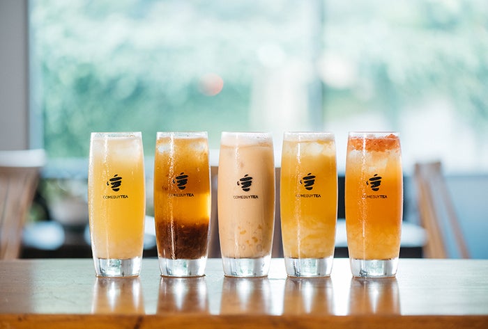 COMEBUYTEA／画像提供：TSUTAYA