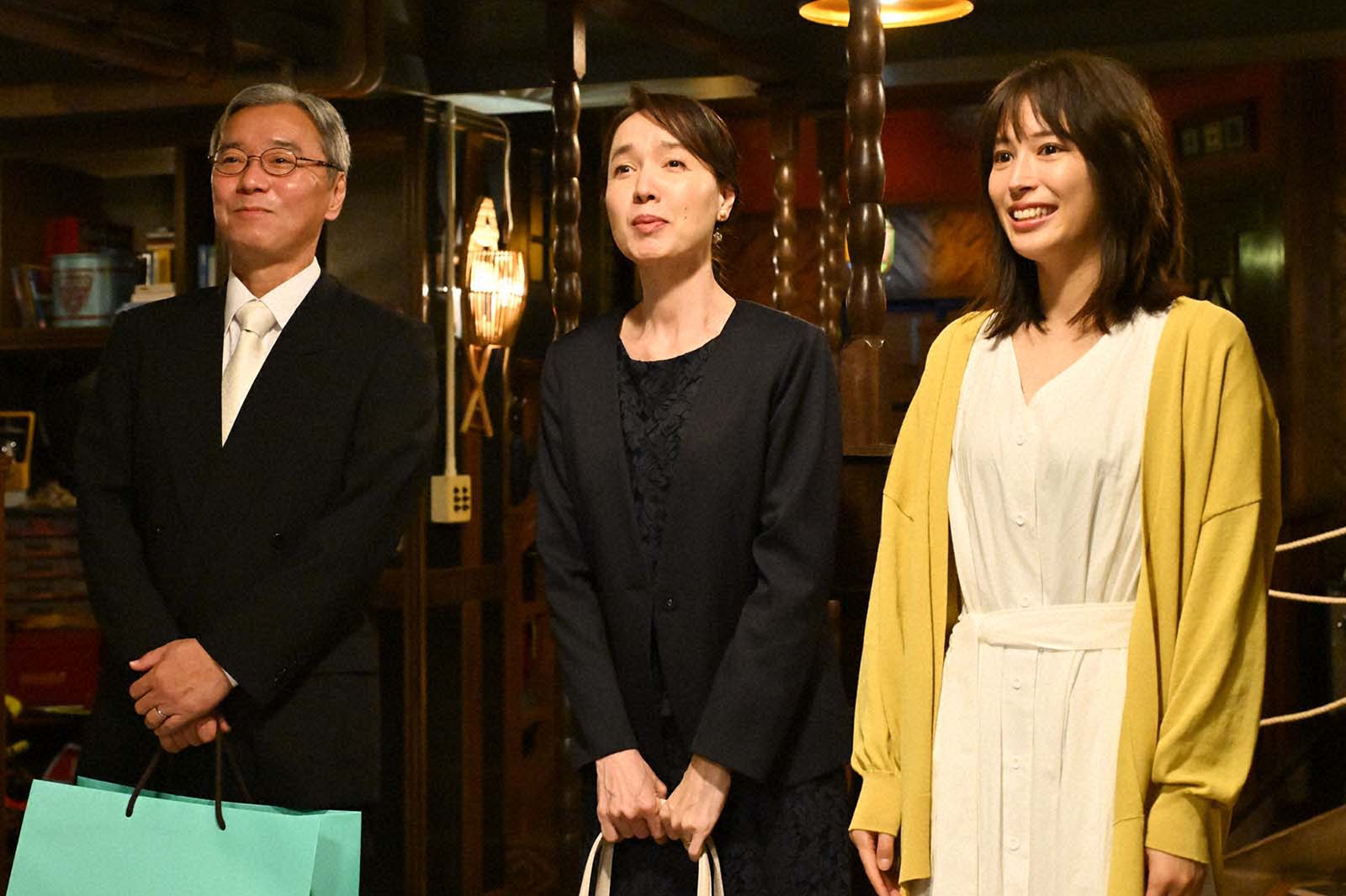 尾美としのり、いしのようこ、広瀬アリス「マイ・セカンド・アオハル」第7話より（C）TBS