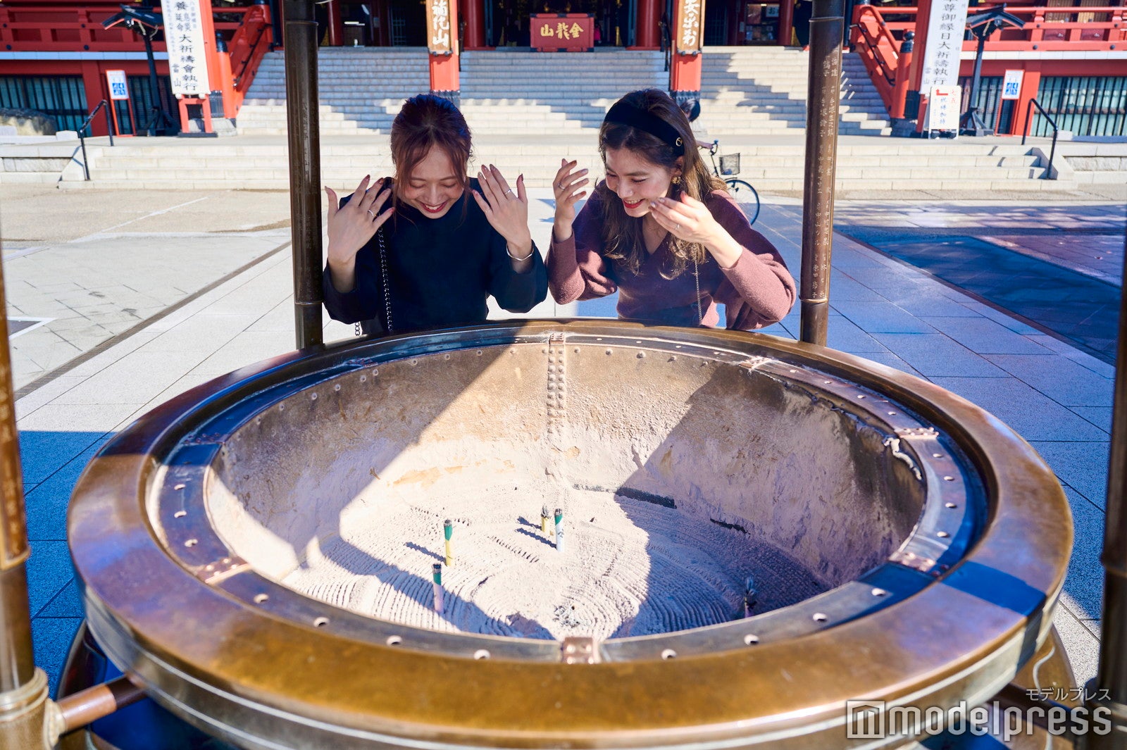 浅草寺・常香炉（C）モデルプレス