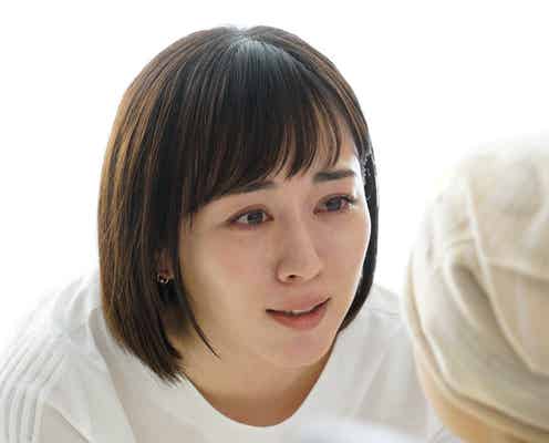 比嘉愛未、初の母親役が話題 父からの反応明かす<TWO WEEKS>