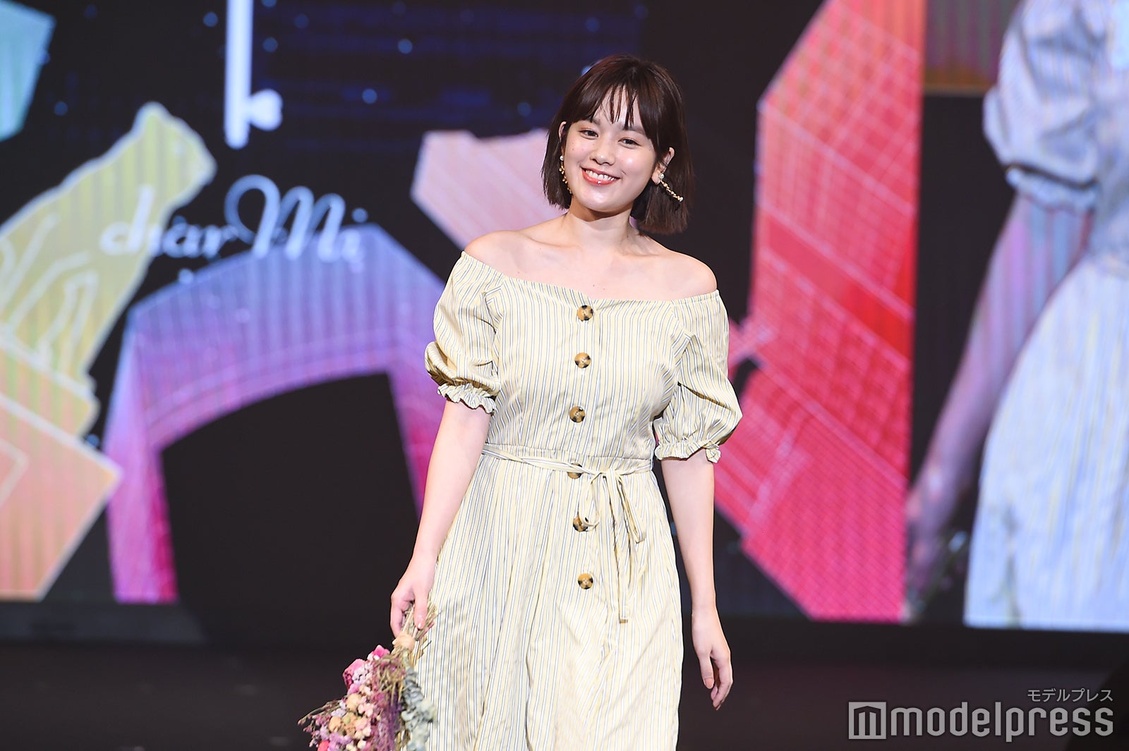 （C）モデルプレス