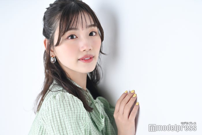 佐々木美玲(C)モデルプレス