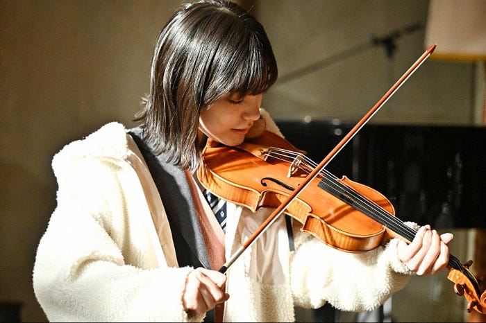 當真あみ「さよならマエストロ~父と私のアパッシオナート~」第3話より(C)TBS