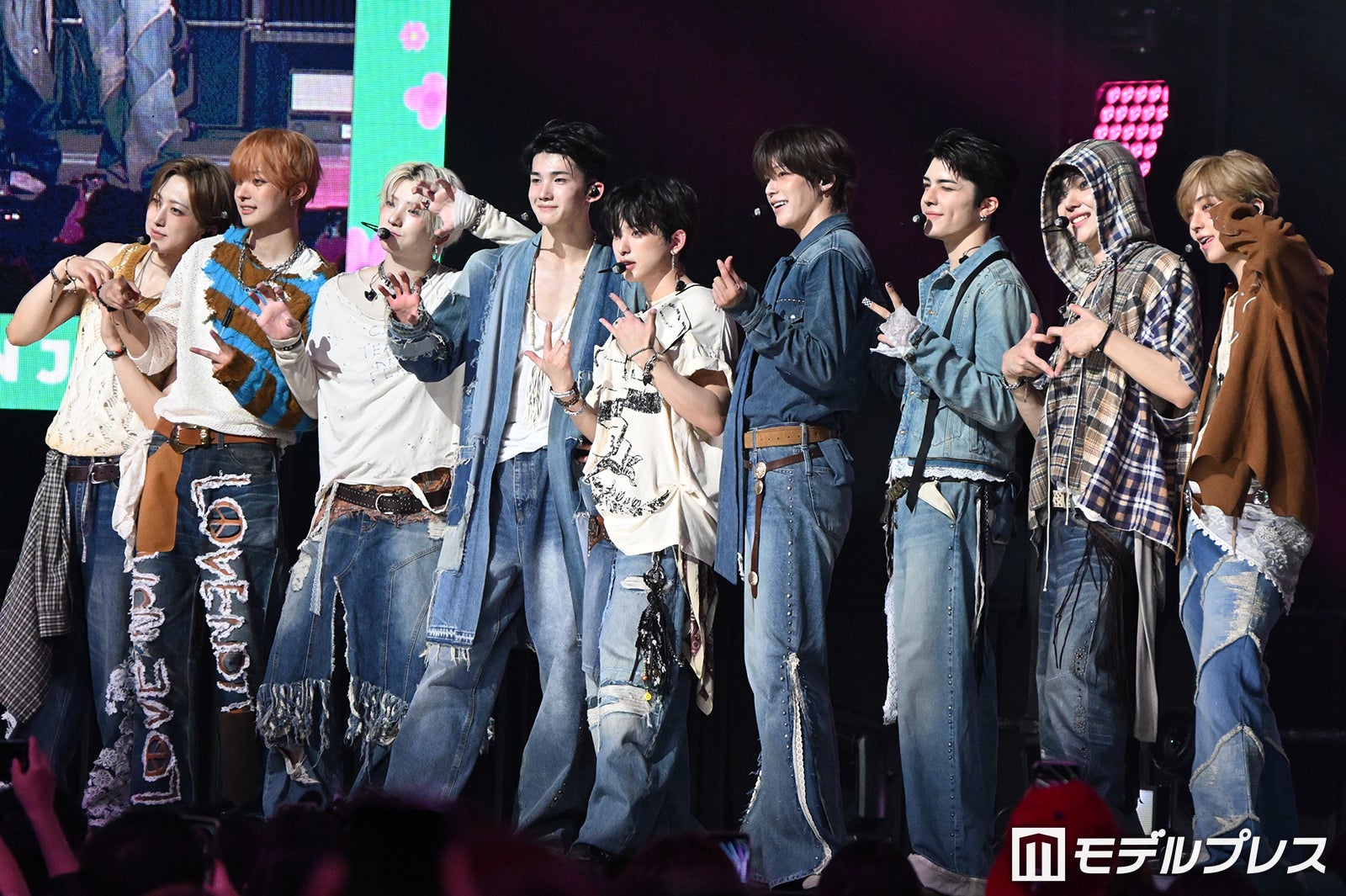 &TEAM、ファンと接近アイコンタクト「キスを超えましたね」“エネルギー200％”で魅せたステージ【KCON JAPAN 2026】