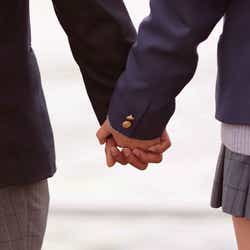 校門前で待ち合わせて下校… 今でも思い出す青春時代限定の恋愛エピソード