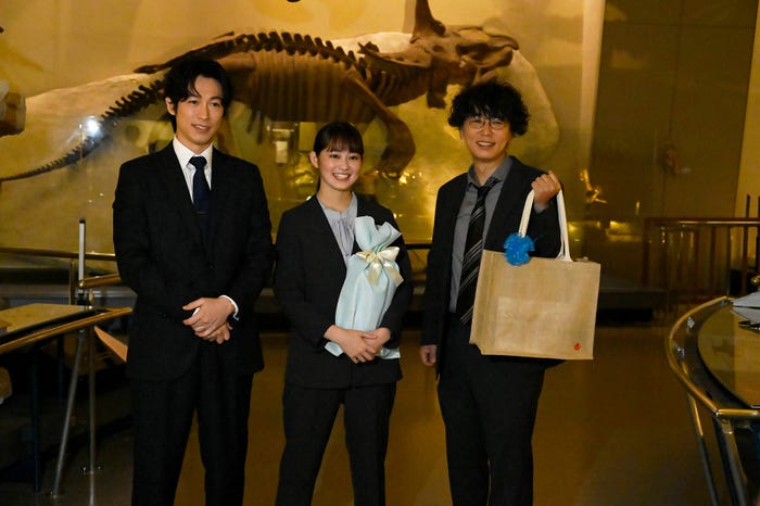 ディーン・フジオカ、吉本実憂、ユースケ・サンタマリア (C)中村啓・光文社/HJホールディングス