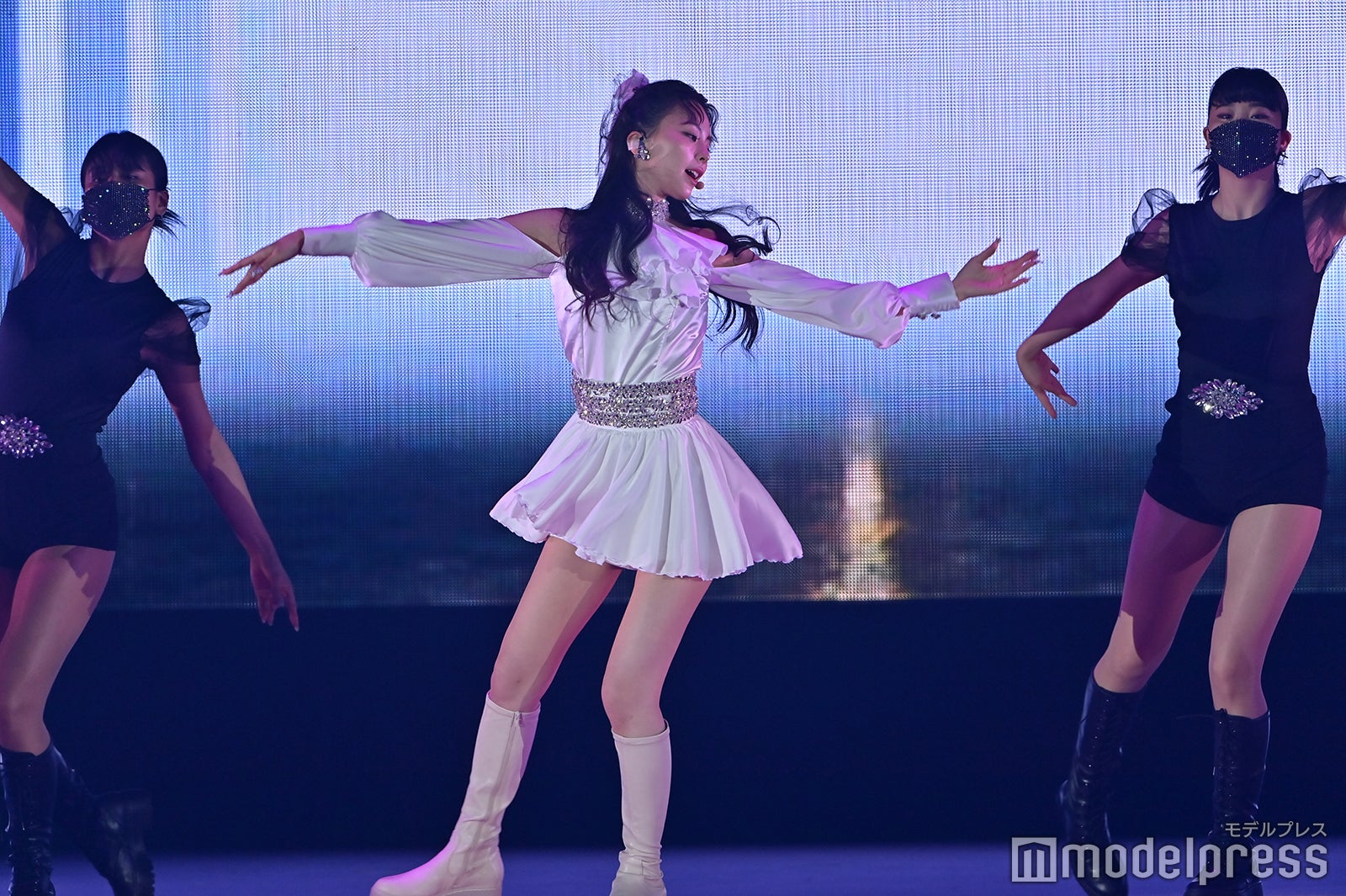 （C）モデルプレス