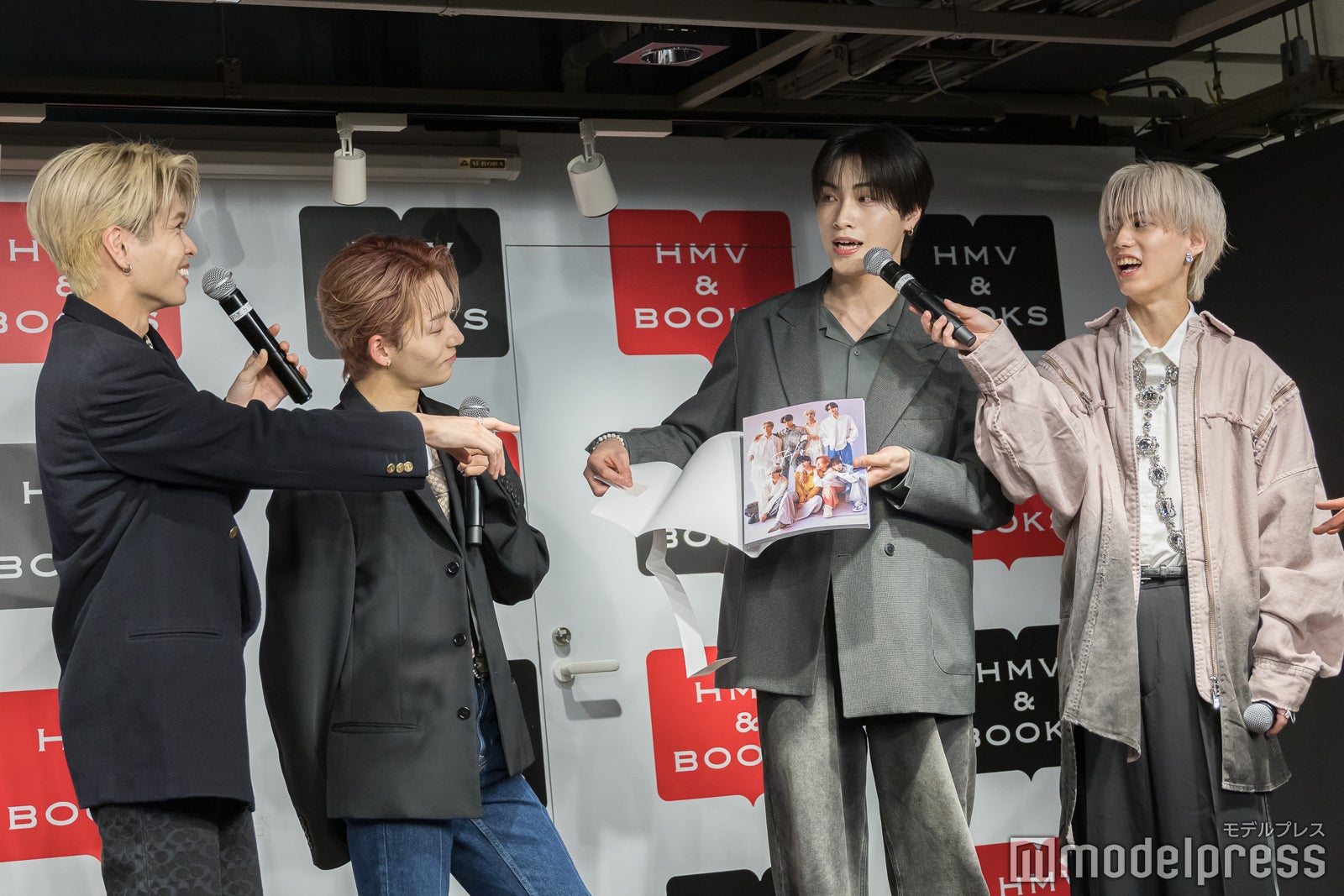 （左から）栗田航兵、古瀬直輝、西島蓮汰、小堀柊（C）モデルプレス