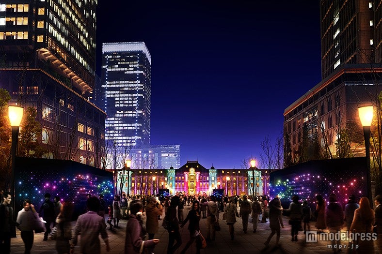 東京駅で100周年記念ライトアップスタート