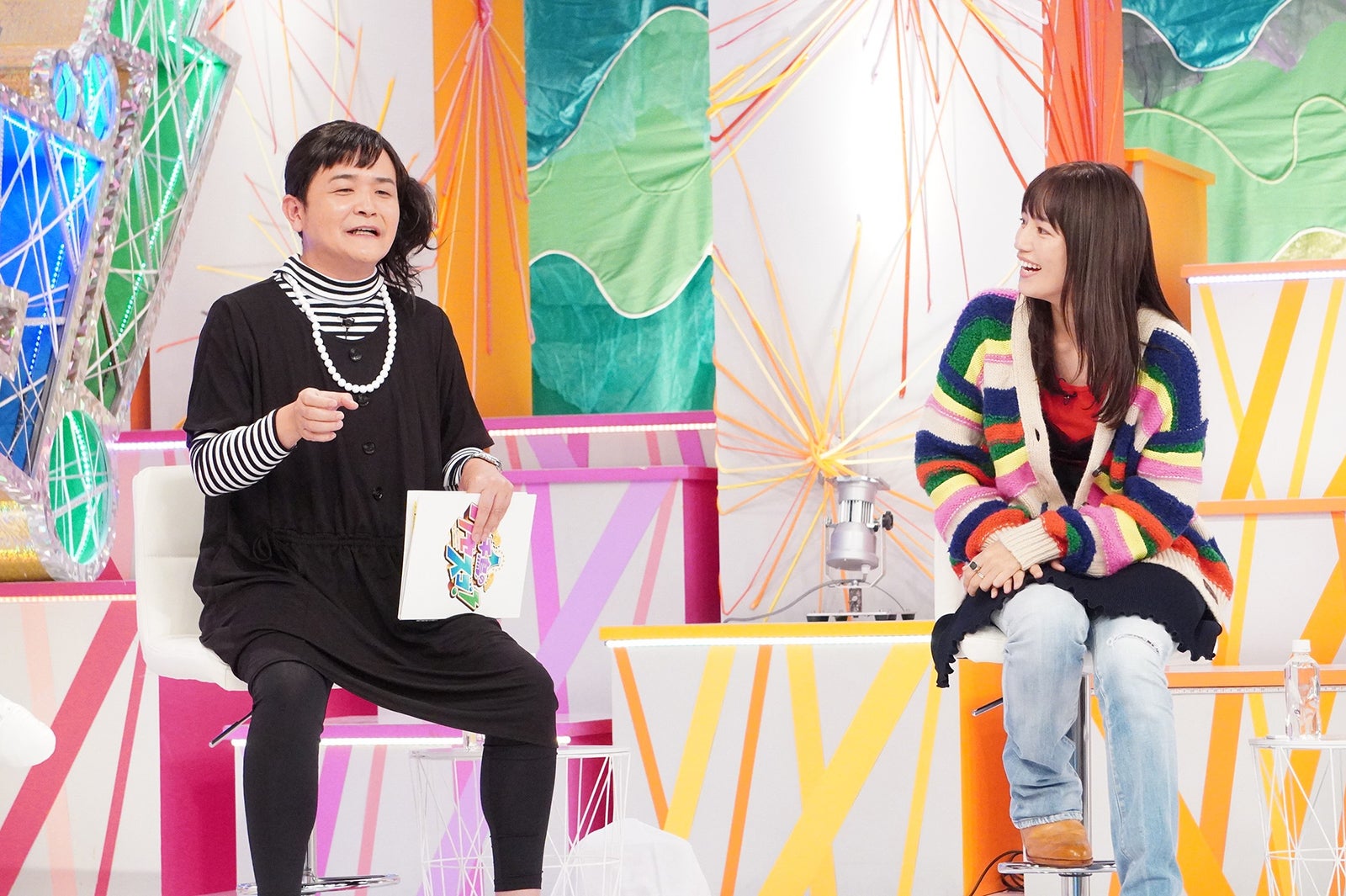 ノブ、川口春奈（C）フジテレビ