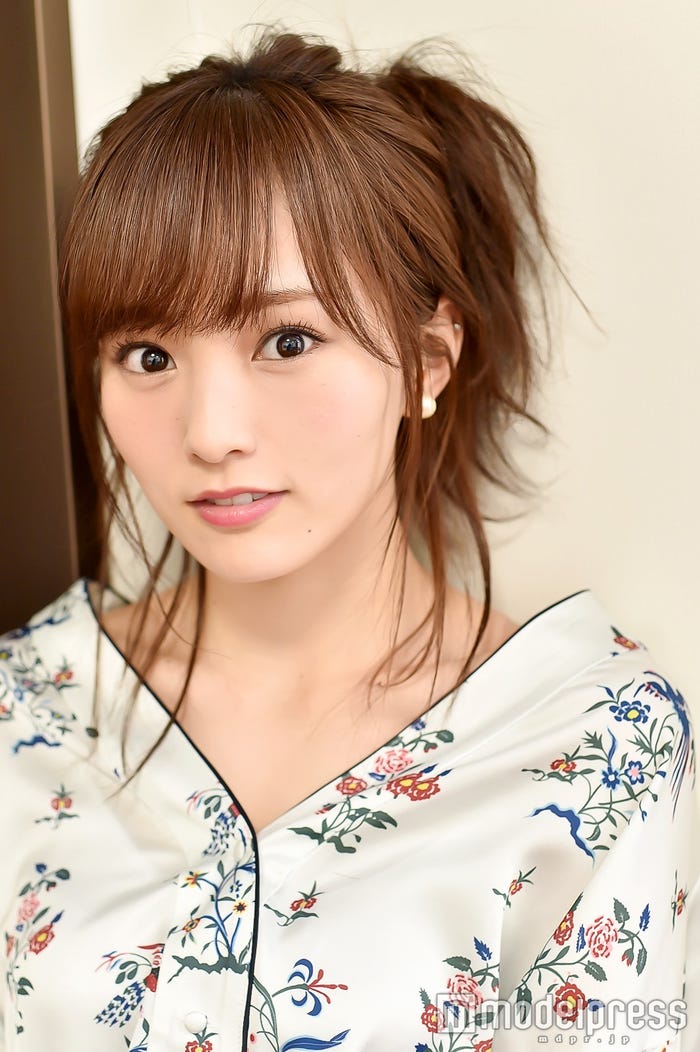 モデルプレスのインタビューに応じた山本彩(C)モデルプレス