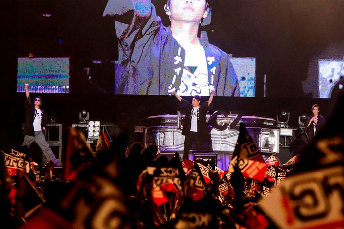 「PKCZ(R)×HiGH&LOW 完成披露試写会&PREMIUM LIVE SHOW」より(C)2018「HiGH&LOW」製作委員会