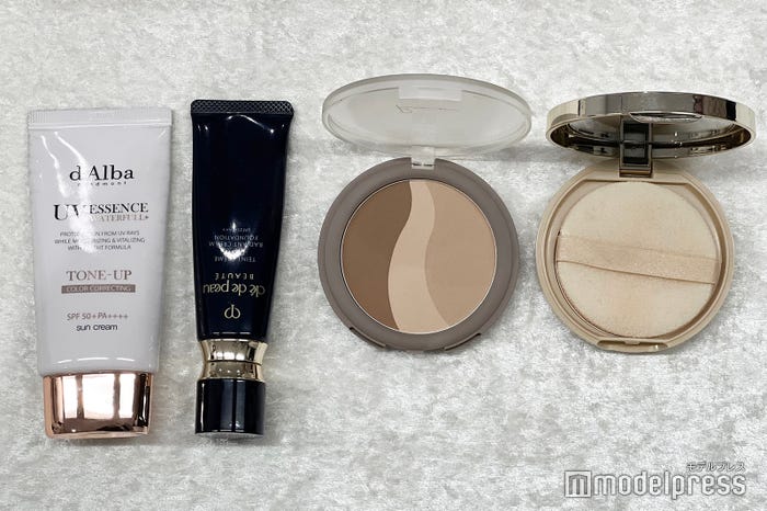 この日のベースメイク/(左から)d‘Alba、クレ・ド・ポー ボーテ、Ririmew、キャンメイク (C)モデルプレス