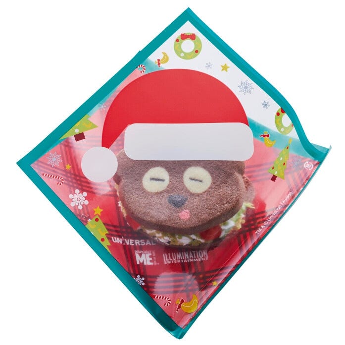 クリスマス・ティム・クッキーサンド ～紅茶クリーム＆ベリー～ 600円は「デリシャス・ミー！ ザ・クッキー・キッチン」で販売　画像提供：ユニバーサル・スタジオ・ジャパン