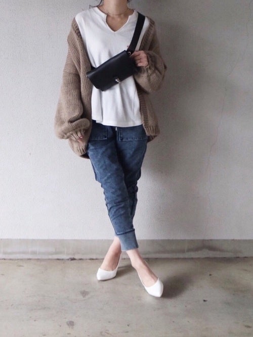 冬のguスウェットパンツコーデ15選 楽チンでおしゃれな着こなし方って モデルプレス