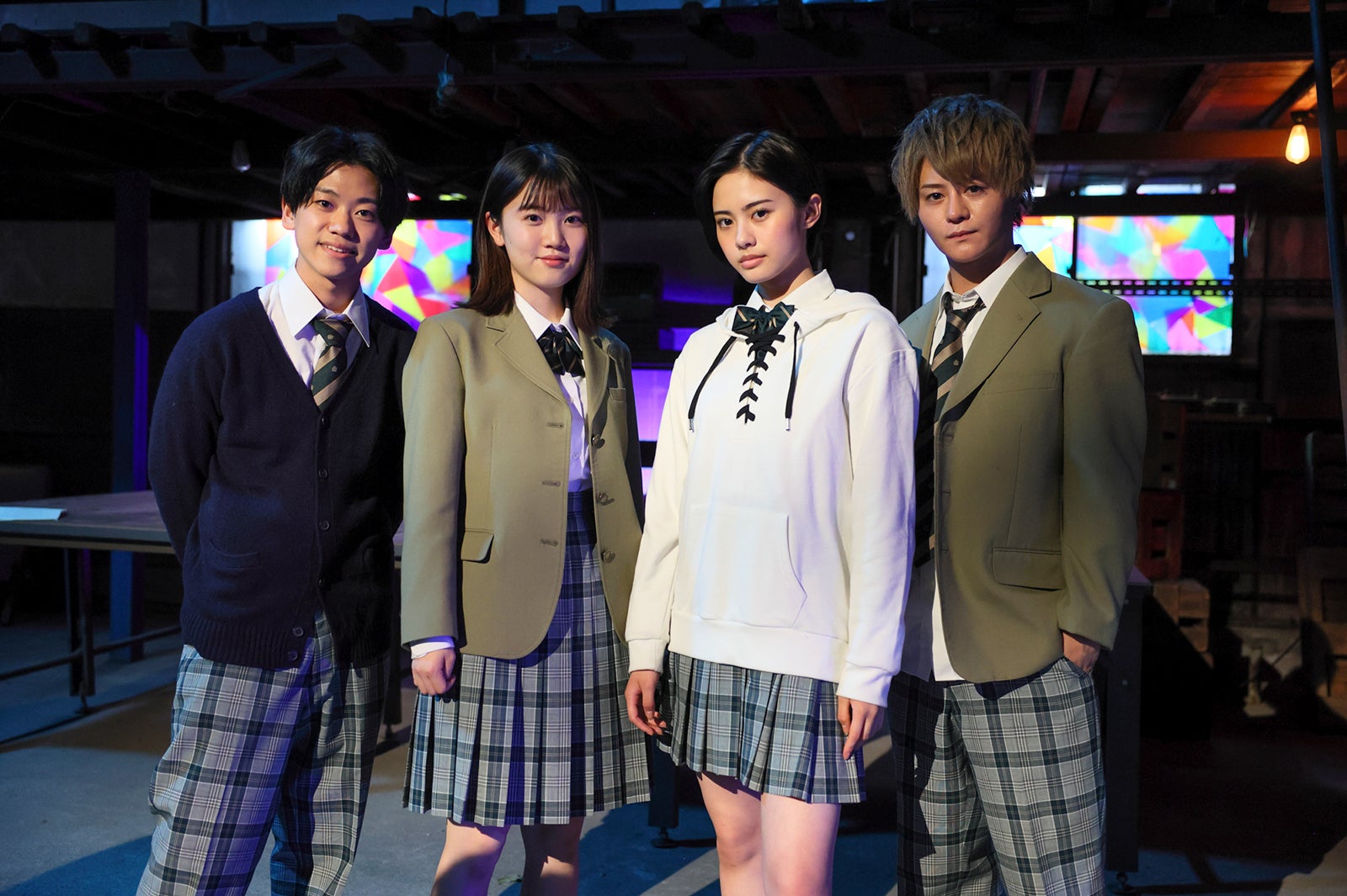 久保田直樹、大出菜々子、安斉星来、こたつ（C）カンテレ